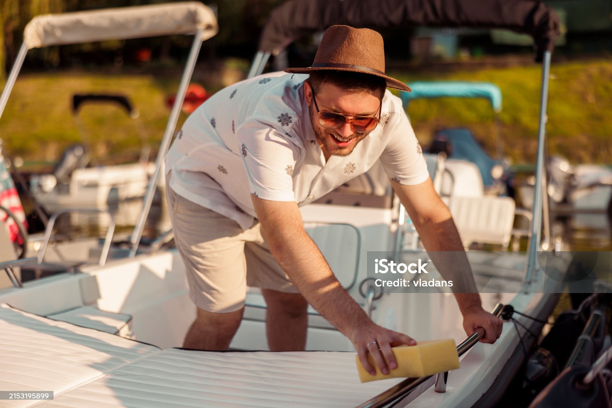 How to Keep Your Boat Clean All Summer Long